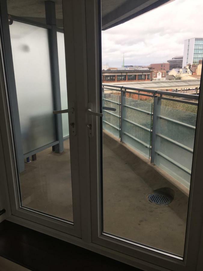 Blue Sky Apartments@The Centrium, ウォーキング エクステリア 写真